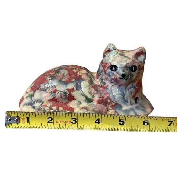 🥳 HOST PICK**Vintage Decoupage Cat Figurine-floral - Picture 6 of 8